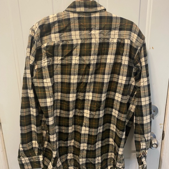 Carharrt plaid flannel button down - Picture 11 of 11